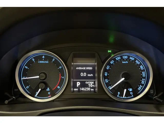 Toyota Auris 1.6 Dynamic 2014 Benzine 29