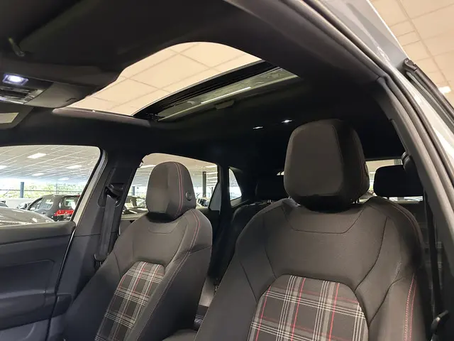 Volkswagen Polo 2.0 TSI GTI 2018 Benzine 9