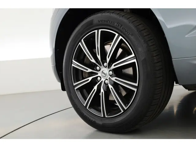 Volvo XC60 2.0 T5 AWD Inscription 2017 Benzine 29