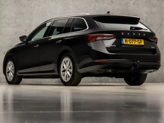 Škoda Octavia Combi 1.5 TSI Sportline 2021 Benzine 3