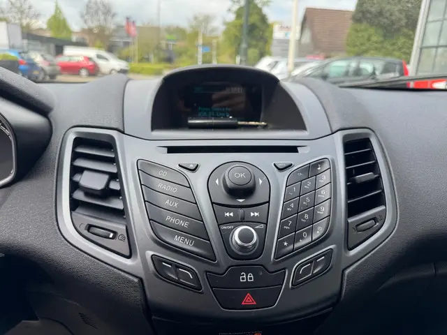 Ford Fiesta 1.0 Style Airco, Nieuwe APK 2013 Benzine 22