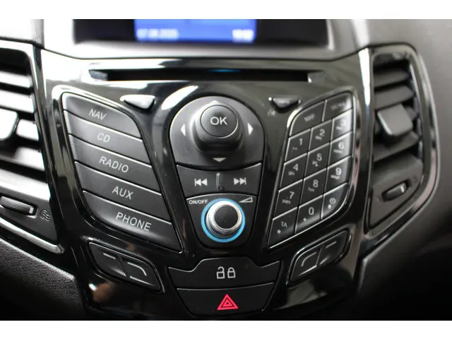 Ford Fiesta 1.0 EcoBoost Titanium Automaat 2014 Benzine 21