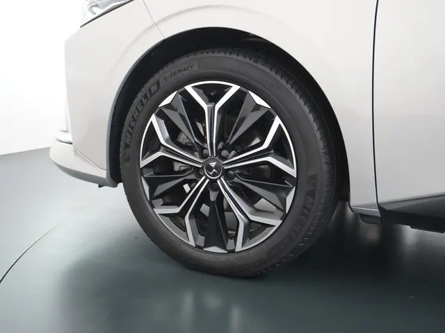 DS DS 4 1.2 PureTech Opéra 2024 Benzine 13