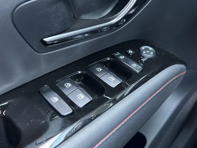 Hyundai Tucson 1.6 N-line 2022 Benzine 24