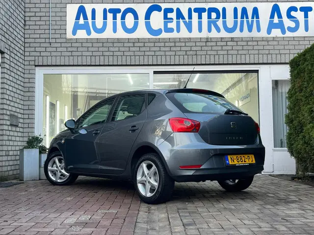 SEAT Ibiza 1.4 Style Prachtige auto 2012 Benzine 6