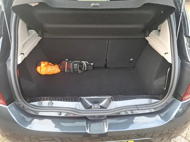 Dacia Sandero 0.9 TCe Laureate 2017 Benzine 9