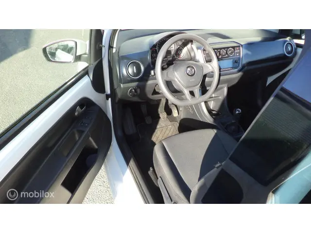 Volkswagen up! 1.0 BMT SPORTIVE up! 2019 Benzine 5