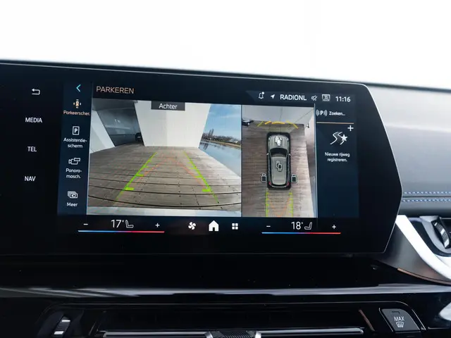 BMW X1 xDrive25e 2025 Hybride Benzine 34