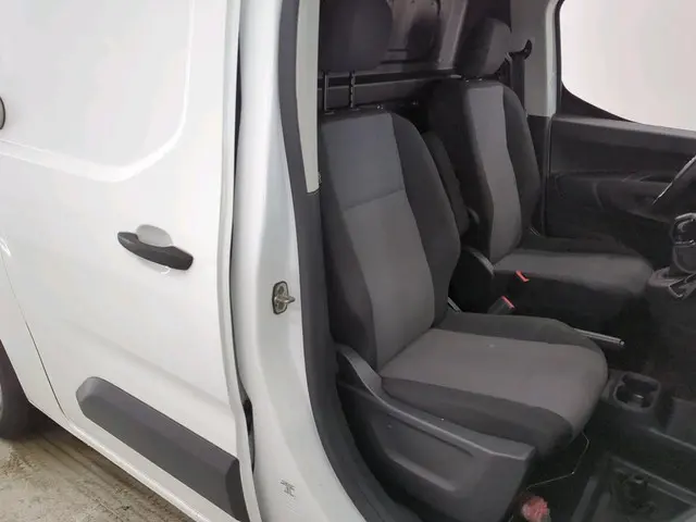 Opel Combo 1.5D L2H1 Edition 2020 Diesel 10