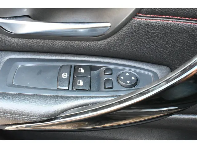 BMW 4 Serie Coupé 435i High Executive 2014 Benzine 28