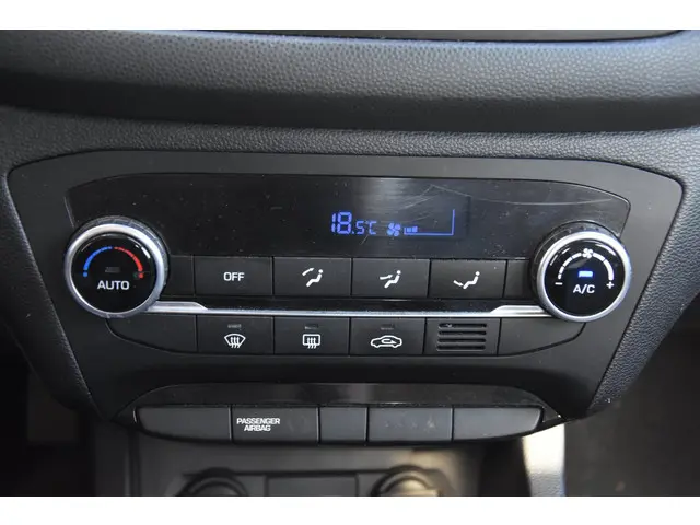 Hyundai i20 1.0 T-GDI Comfort 2016 Benzine 14