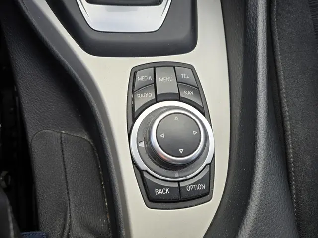 BMW X1 sDrive20i Business 2013 Benzine 15