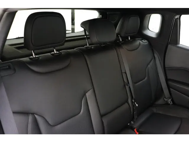 Jeep Compass 1.3T S 2020 Benzine 15