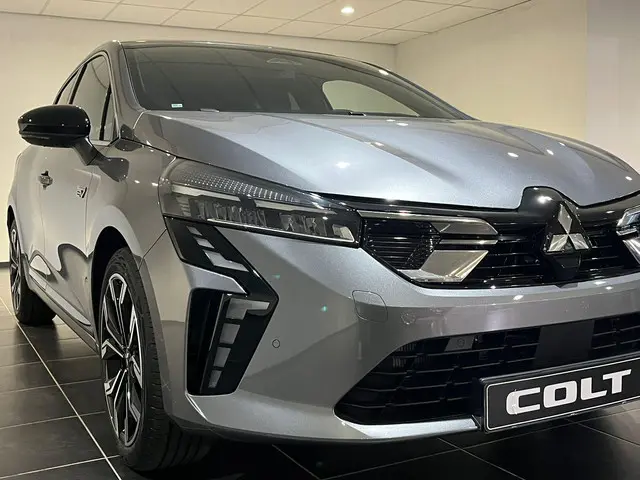 Mitsubishi Colt 1.6 HEV Intense+ 2025 Hybride Benzine 22