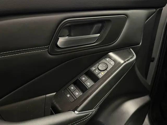 Nissan QASHQAI 1.3 MHEV Xtronic 2024 Benzine 20