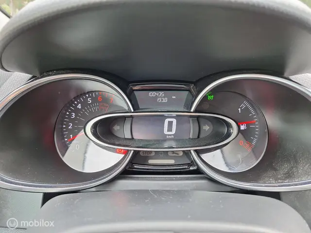 Renault Clio ESTATE 0.9 TCe LIMITED 2018 Benzine 17
