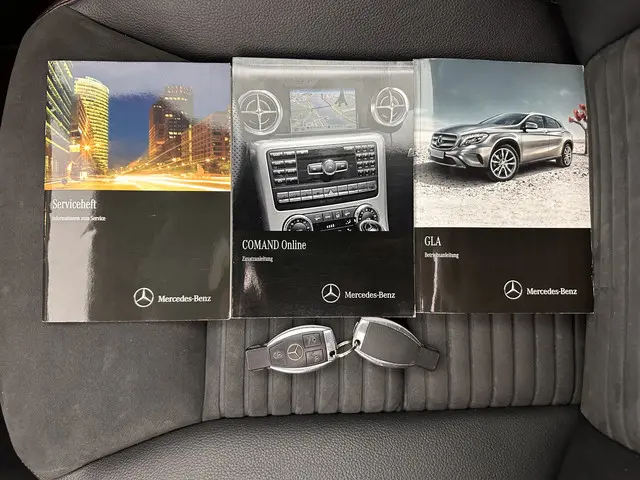 Mercedes-Benz GLA AMG 45 4MATIC 2015 Benzine 29