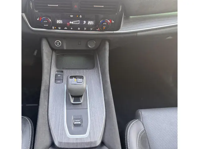 Nissan QASHQAI 1.3 Tekna 2025 Benzine 22