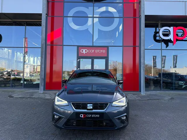 SEAT Ibiza 1.0 EcoTSI FR Plus Connect 2023 Benzine 2