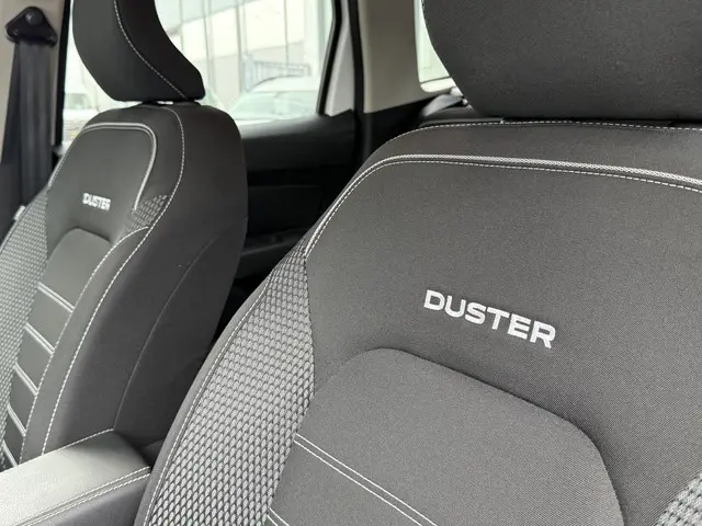 Dacia Duster TCe 150 Journey 2023 Benzine 27