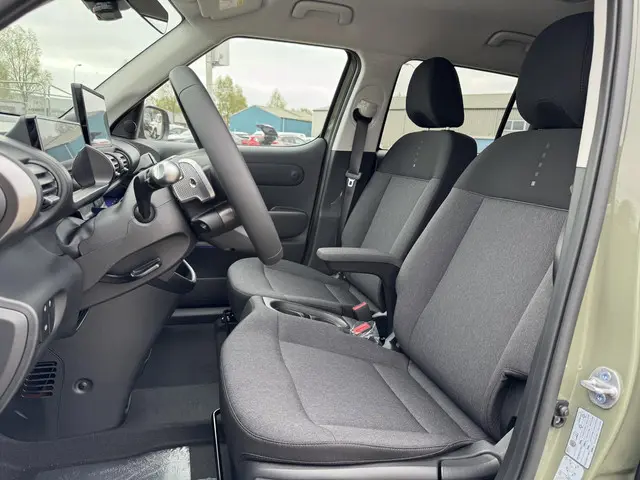 Hyundai Inster Evolve 49 kWh 2025 Elektrisch 9