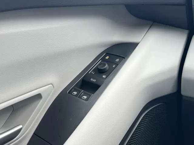 Ford Explorer Extended Range RWD 77 kWh 2025 Elektrisch 10