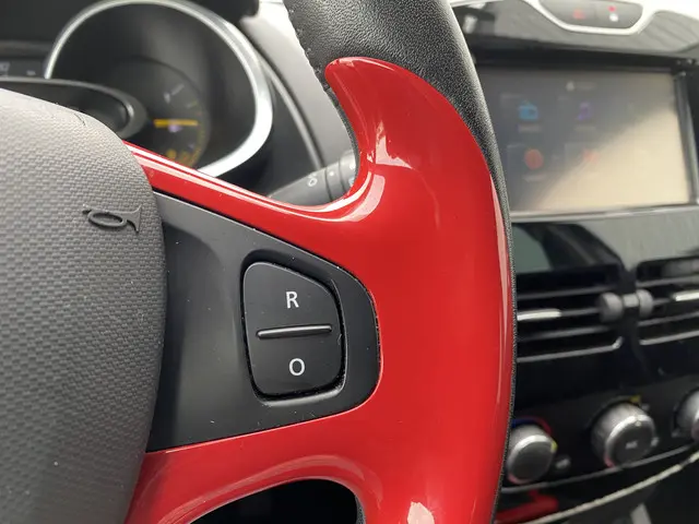 Renault Clio 0.9 TCe Expression 2015 Benzine 19