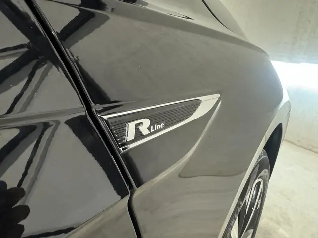 Volkswagen Polo 1.0 TSI R-LINE 2019 Benzine 17