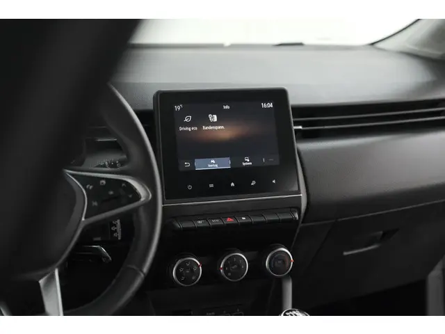 Renault Clio TCe 90 Zen 2022 Benzine 45