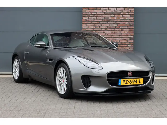 Jaguar F-Type 3