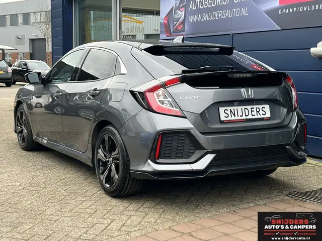 Honda Civic 1.0 i-VTEC Premium automaat 2017 Benzine 4