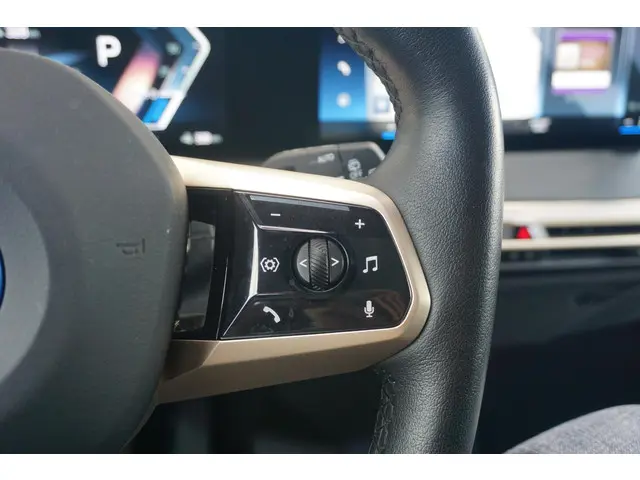 BMW iX xDrive50 2022 Elektrisch 13