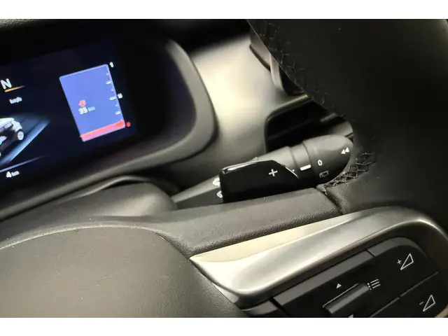 Jeep Avenger 1.2 e-Hybrid Summit 2025 Hybride Benzine 30