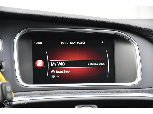 Volvo V40 1.5 T2 | Cruise | Stoelverw | Automaat | 2017 Benzine 17