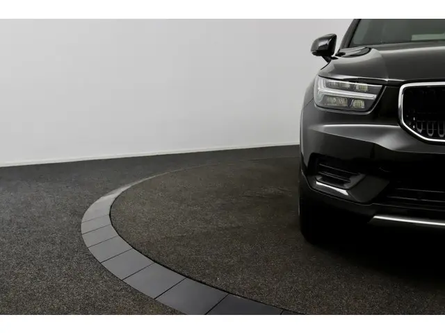 Volvo XC40 1.5 T3 Inscription zwart 2018 Benzine 37
