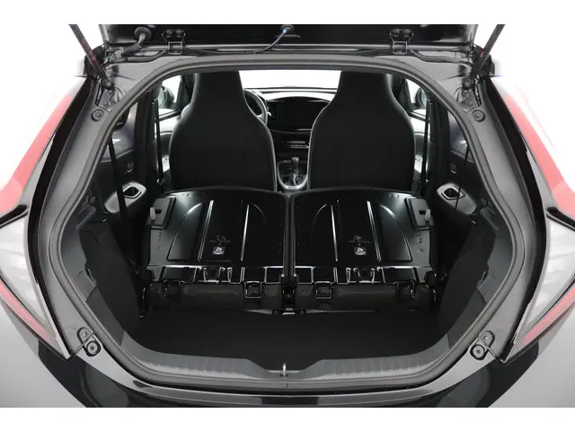 Toyota Aygo X Hybrid 115 pulse 2026 Hybride Benzine 25