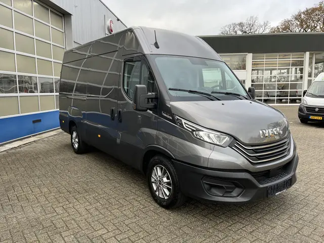 Iveco Daily 35S18HV 3.0 352L H2 2024 Diesel 2
