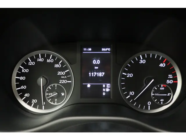 Mercedes-Benz Vito 114 CDI Lang DC Comfort 2018 Diesel 4