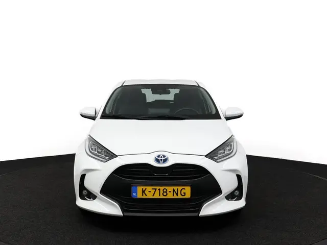 Toyota Yaris 1.5 Hybrid Dynamic 2021 Hybride Benzine 16