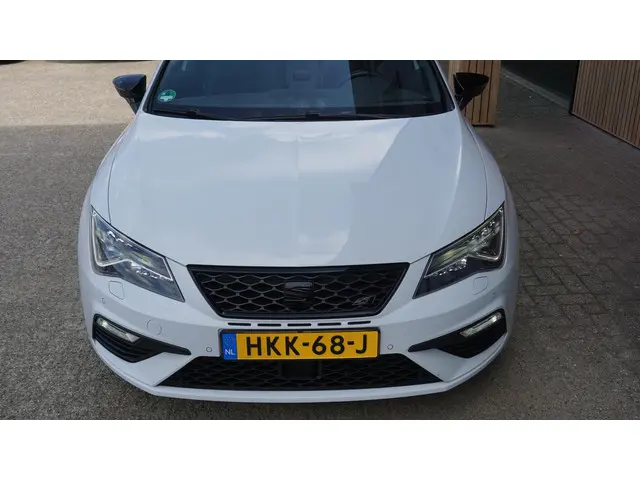 SEAT Leon ST Cupra 2.0 TSI 301pk 4DRIVE 2019 Benzine 54