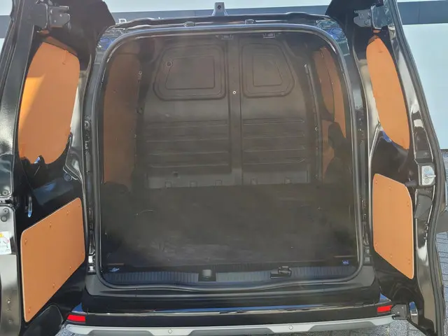 Renault Kangoo 1.5 Blue dCi 95 Luxe L1 2024 Diesel 9