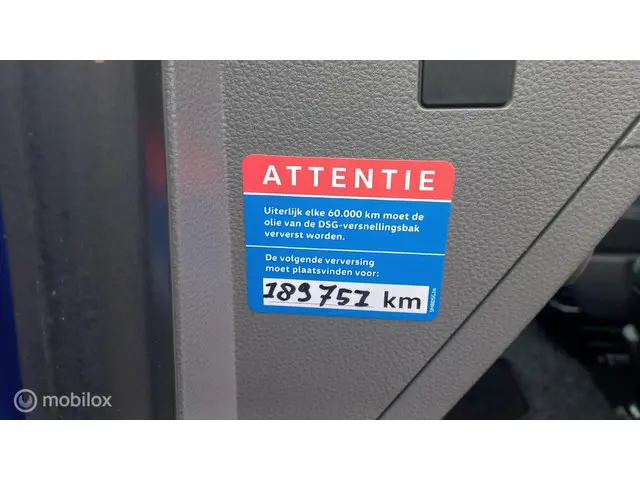 Volkswagen Transporter 2.0 TDI L2H1 30 DC 2020 Diesel 14