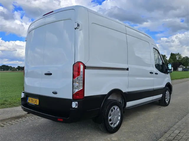 Ford Transit 350 2.0 TDCI L2 H2 2021 Diesel 7