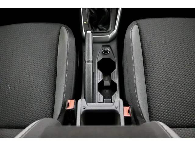 Volkswagen Polo 1.0 TSI Life antraciet 2023 Benzine 26