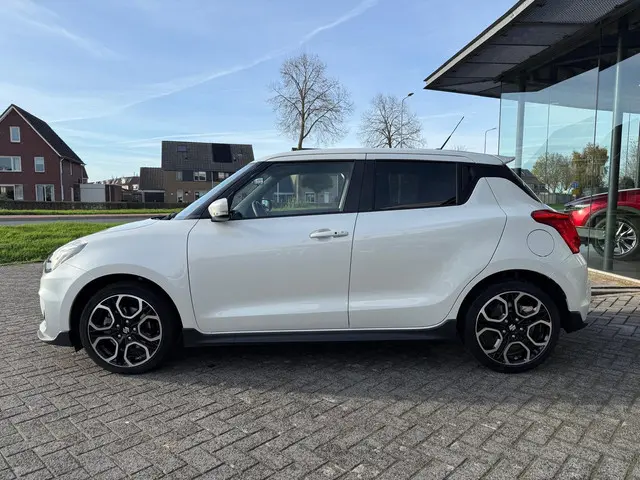 Suzuki Swift 1.4 Sport Smart Hybrid 2022 Hybride Benzine 5