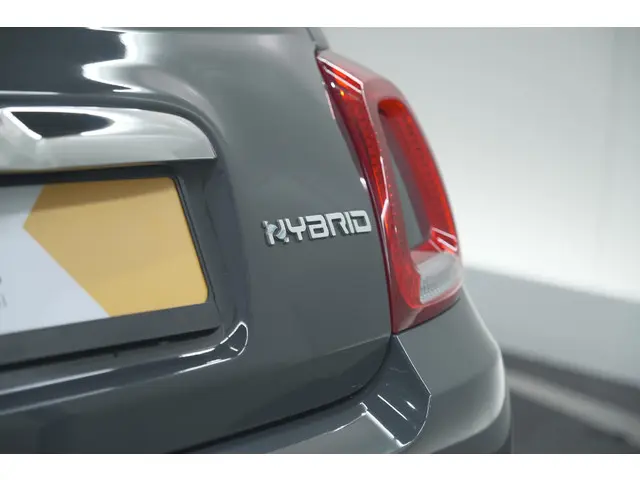 Fiat 500 1.0 Hybrid Dolcevita 2022 Benzine 23