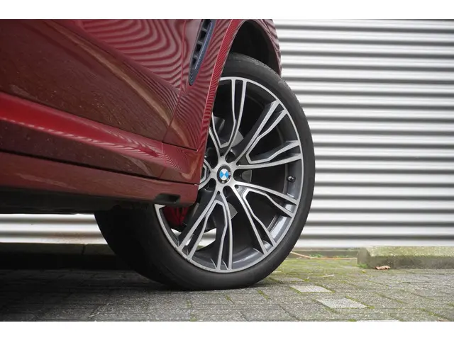 BMW X4 xDrive20i 2021 Benzine 16