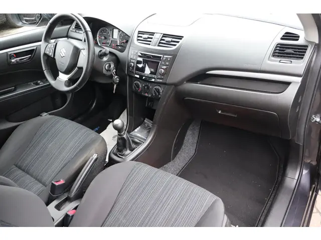 Suzuki Swift 1.2 Comfort EASSS 2015 Benzine 8