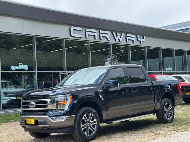 Ford F-150 3.5L V6 Lariat full-spec 2024 Benzine