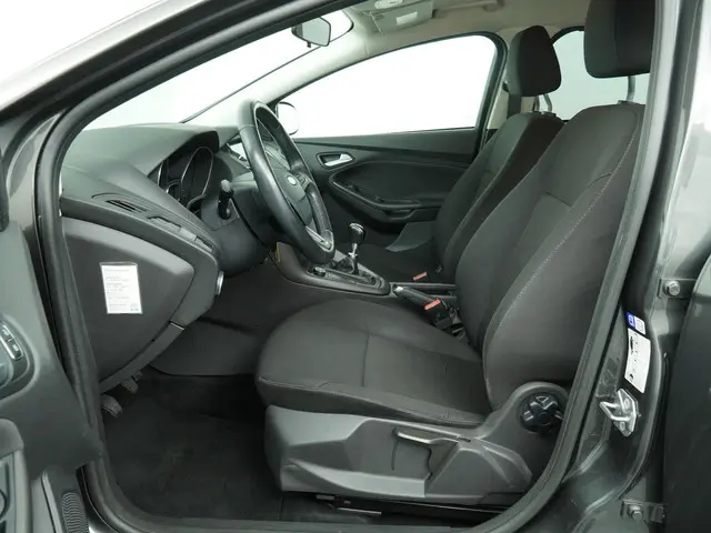 Ford Focus Wagon 1.0 Lease Edition 2018 Benzine 11